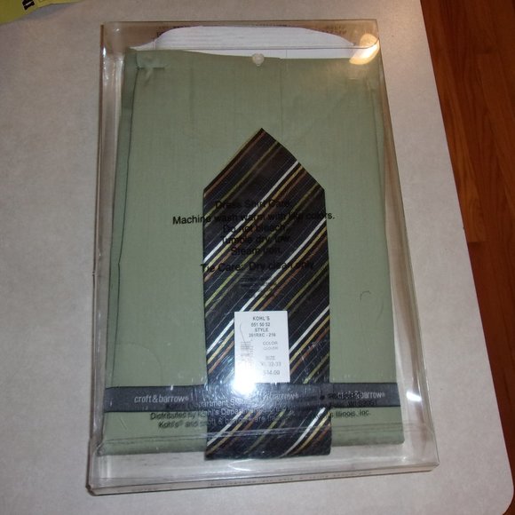 Dress shirt and Tie Croft and barrow NWT - Picture 2 of 4